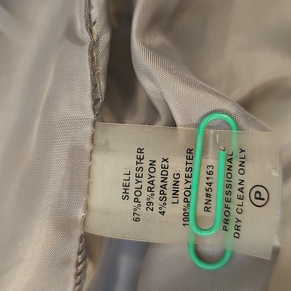 Calvin Klein Claassic Dress, Cap Sleeve, Belted, Gray.  Women's, Size 4P - Picture 7 of 13